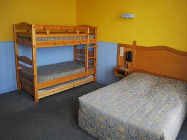 Logis Hotel & Restaurant - Le Normandie Caudebec-en-Caux Szoba fotó
